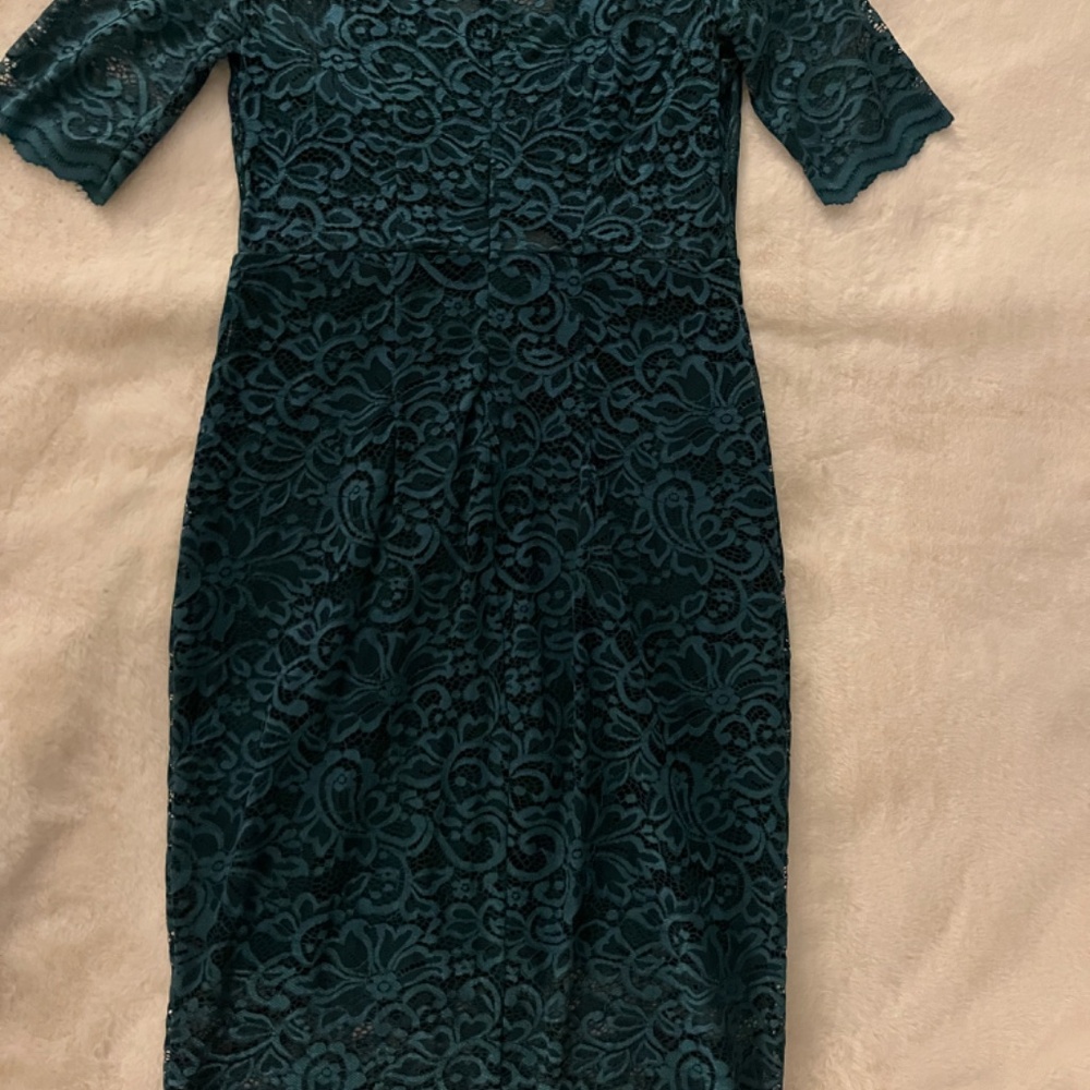 Dress - Picture 5 of 7